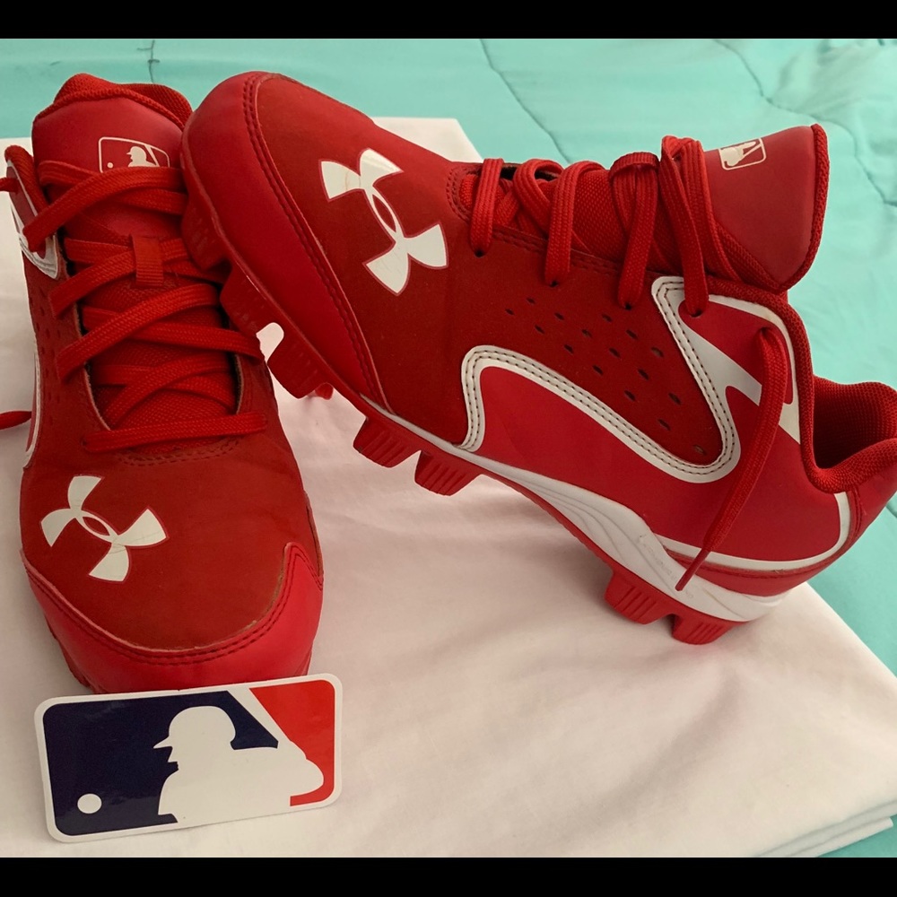 💥UNDER ARMOR CLEATS 7.5💥